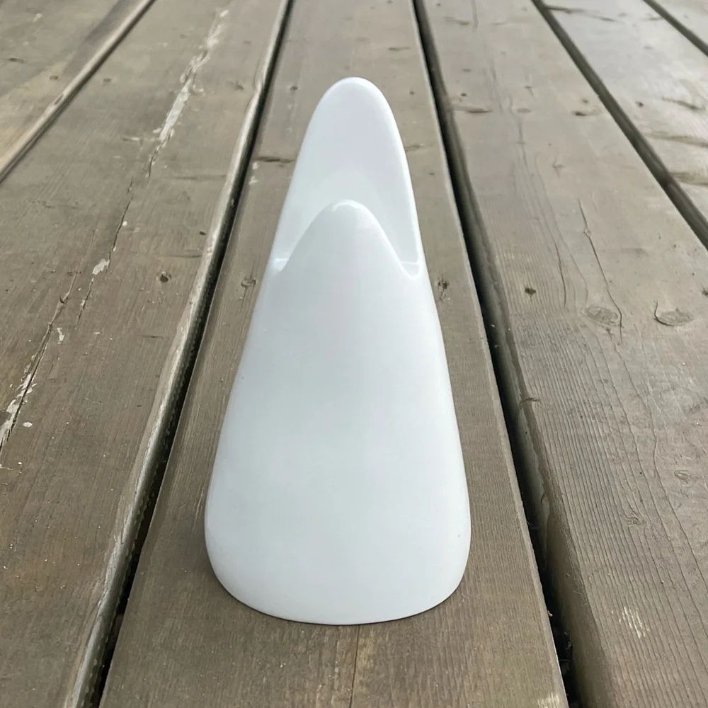 Jonathan Adler Muse Schnoz Eyeglasses Holder Glasses Holder - Picture 5 of 11